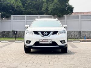 XTRAIL 2.5 CVT PUTIH 2017