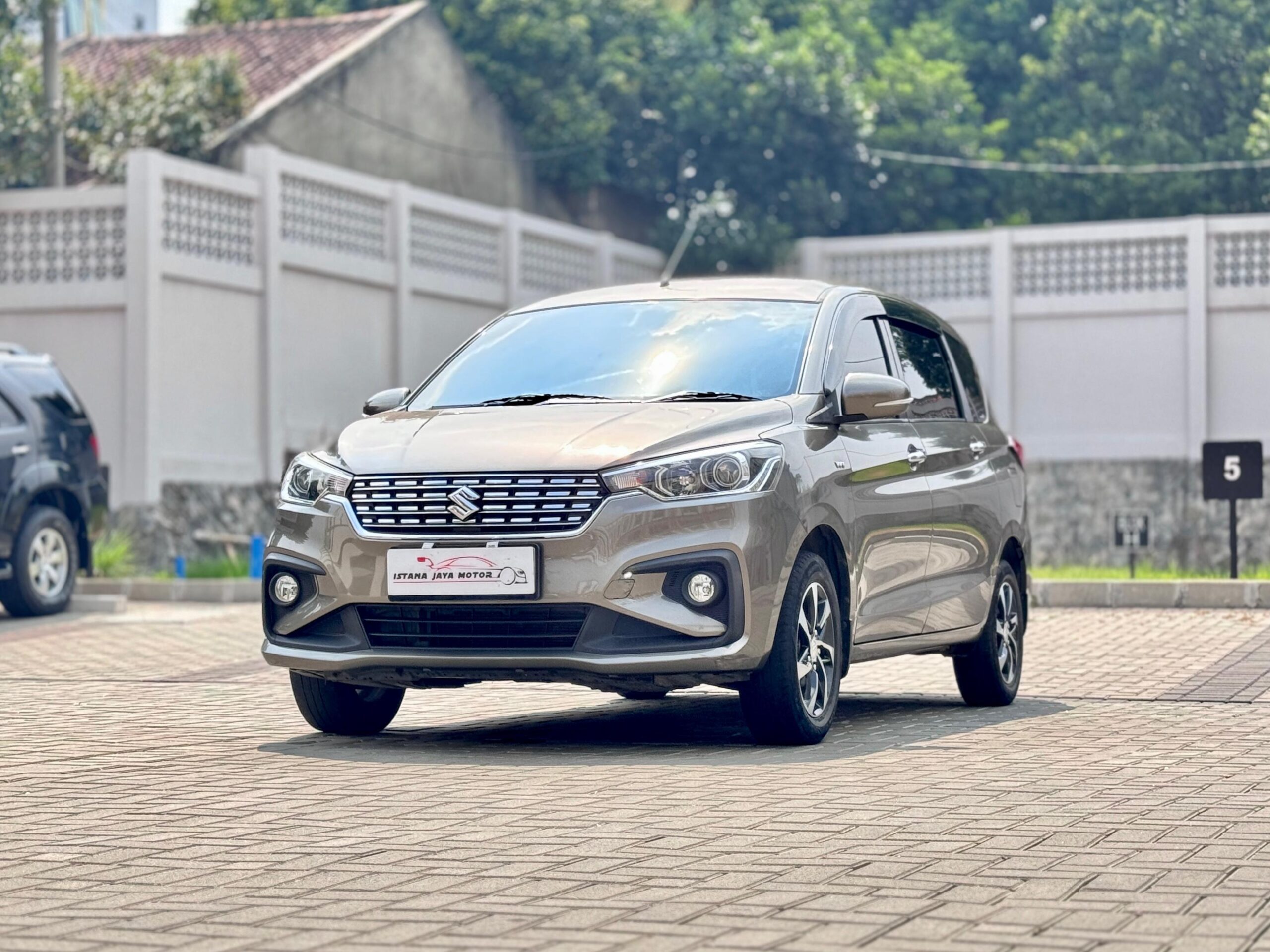 ERTIGA GX MT ABU 2019 - Gambar 3
