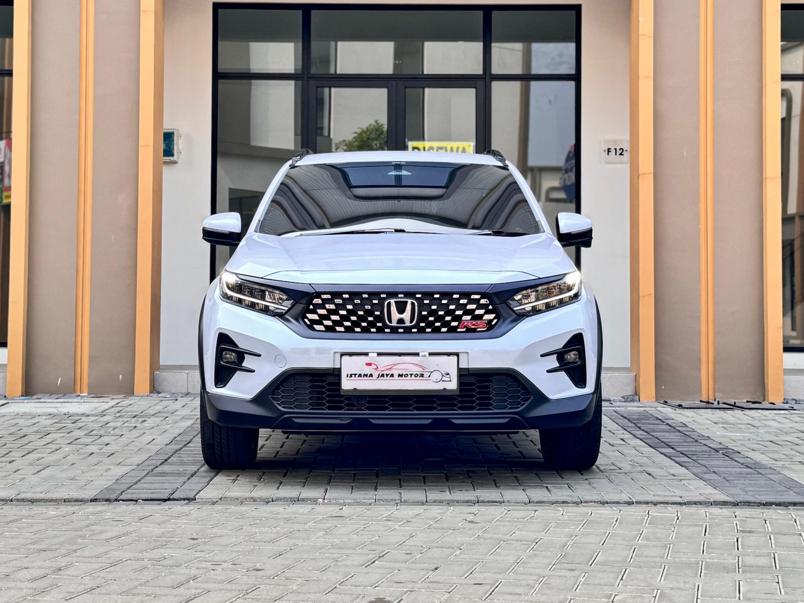 WRV RS SENSING CVT PUTIH 2023