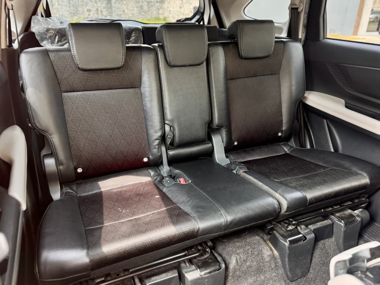 AVANZA VELOZ 1.5 Q CVT HITAM 2012 - Gambar 16
