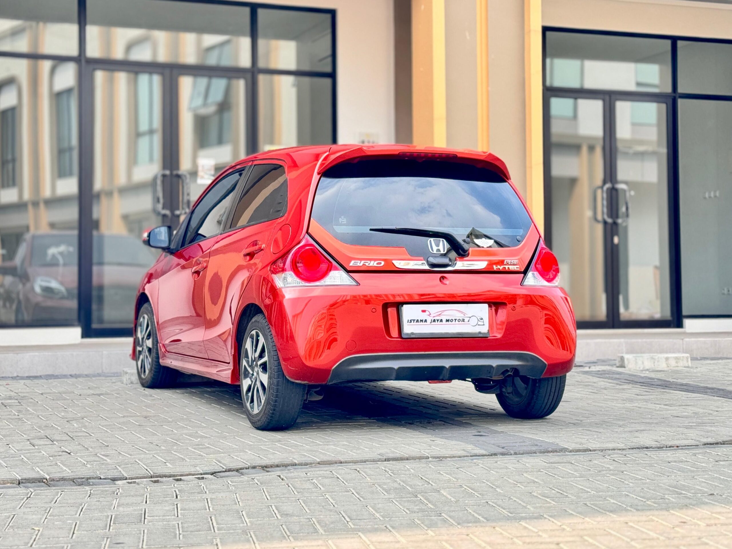 BRIO RS AT ORANGE 2017 - Gambar 5