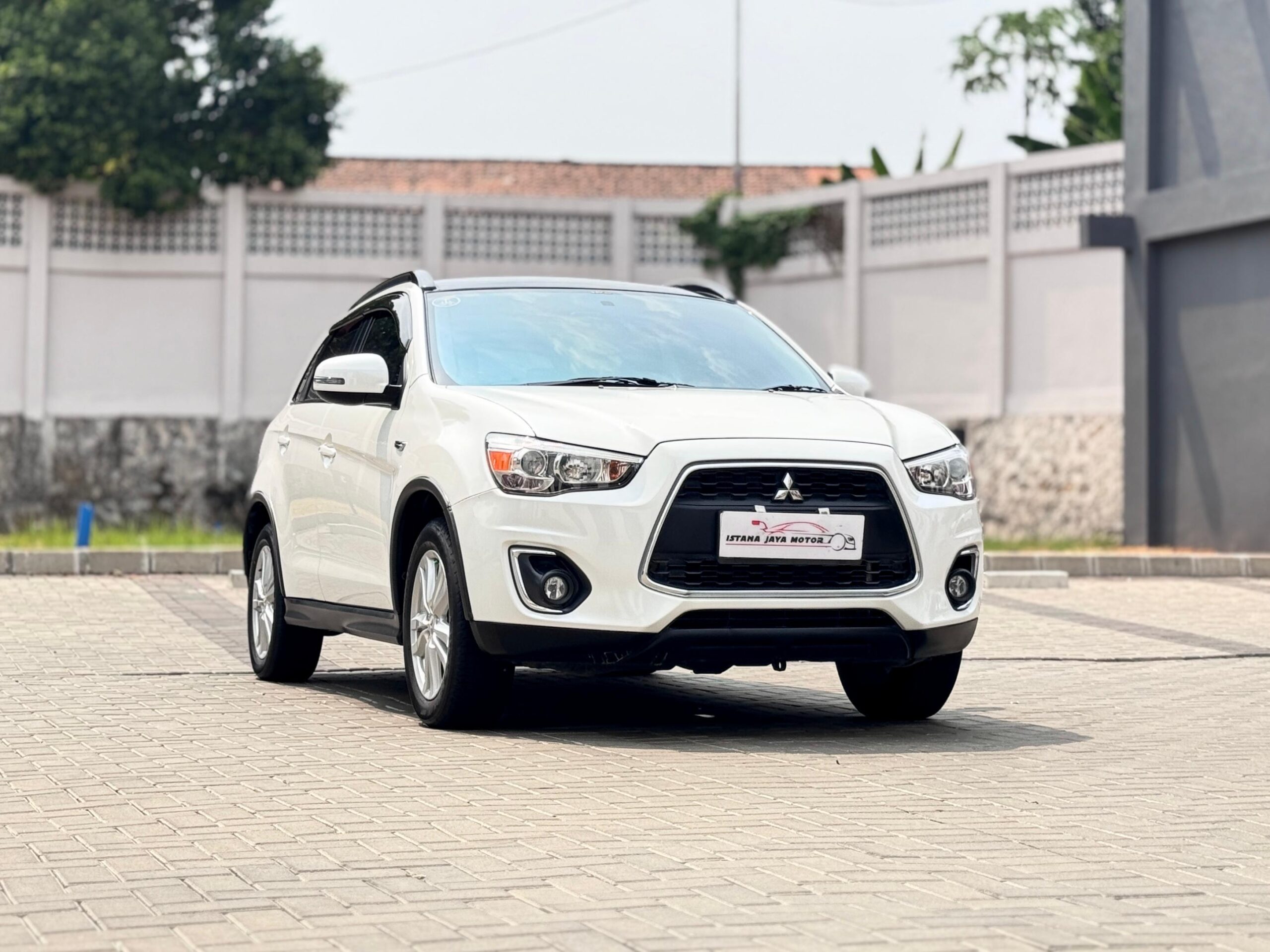 OUTLANDER SPORT PX PANORAMIC PUTIH 2014 - Gambar 3