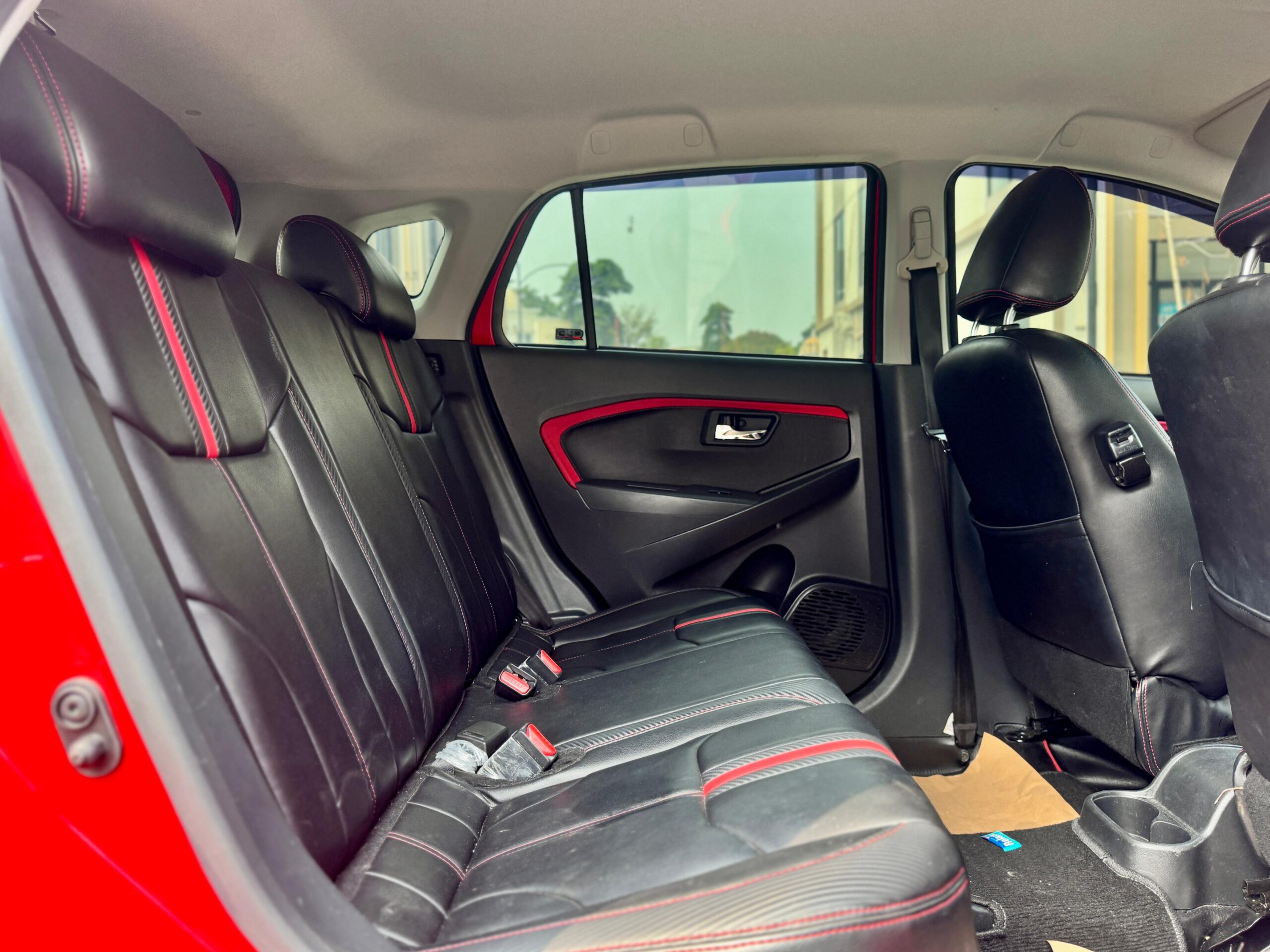 SIRION 1.3 X CVT MERAH 2022 - Gambar 15
